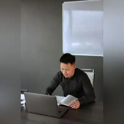 龚柠